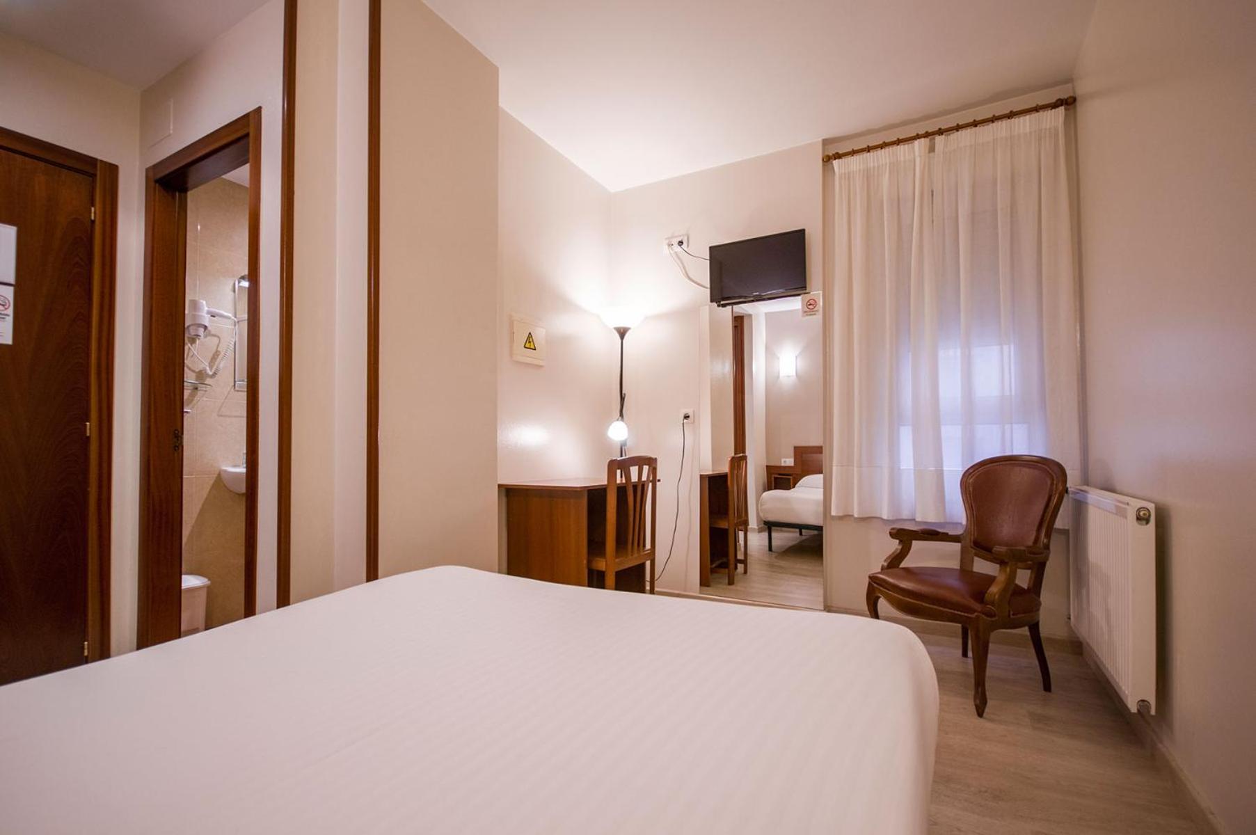 U-Hotel Dario Lugo Luaran gambar