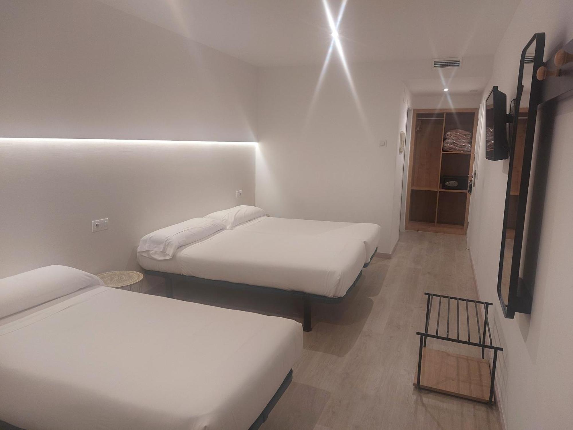 U-Hotel Dario Lugo Luaran gambar